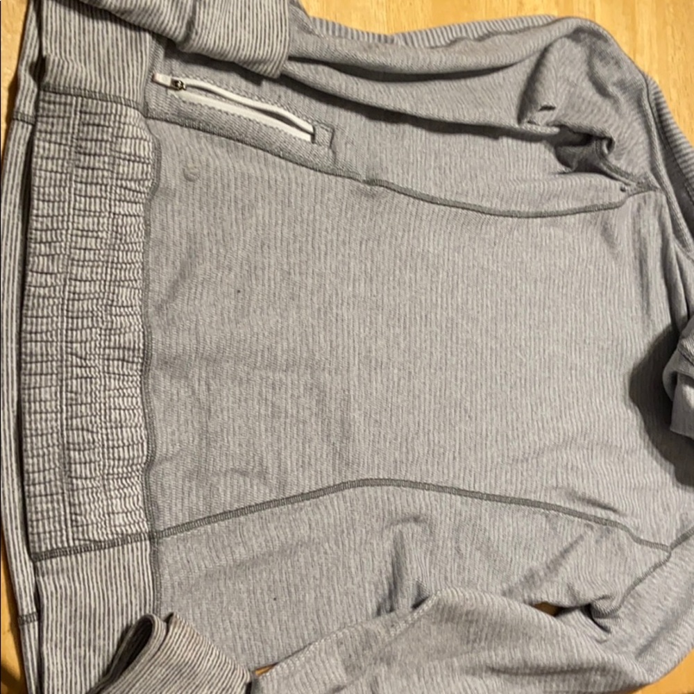 Lululemon pullover - Picture 5 of 6